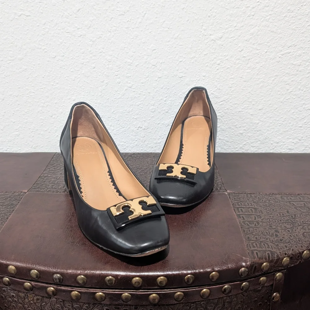 Tory Burch Gigi Leather Flats Size 7.5
